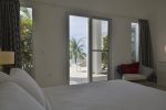 Views of the Caribbean Sea from your bed